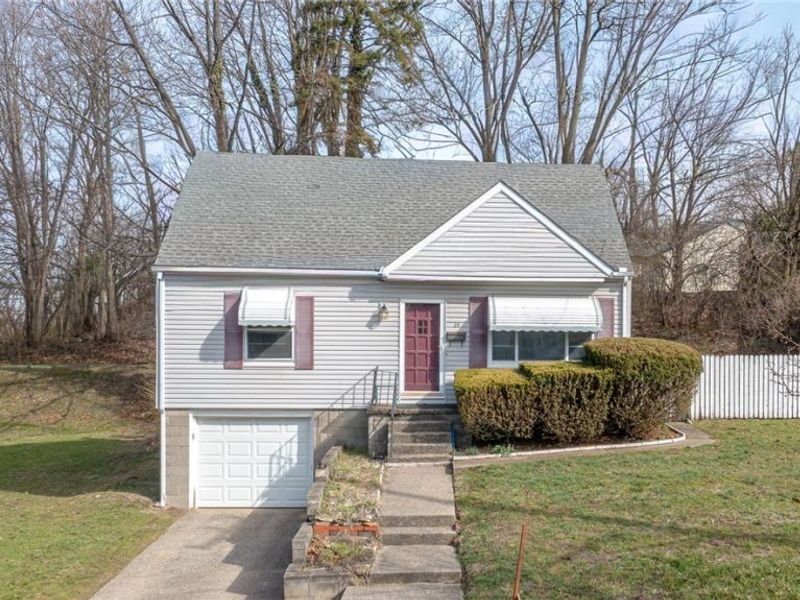 23 Wayne Avenue, Akron, OH 44301 Photo 1