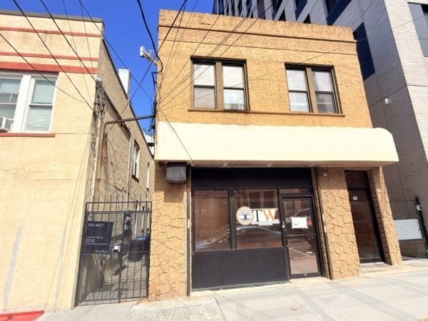 516 51St St, West New York, NJ 07093