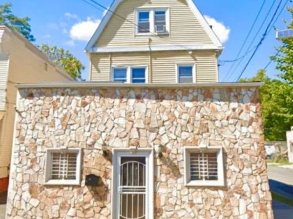 315 Coit St, Irvington, NJ 07111