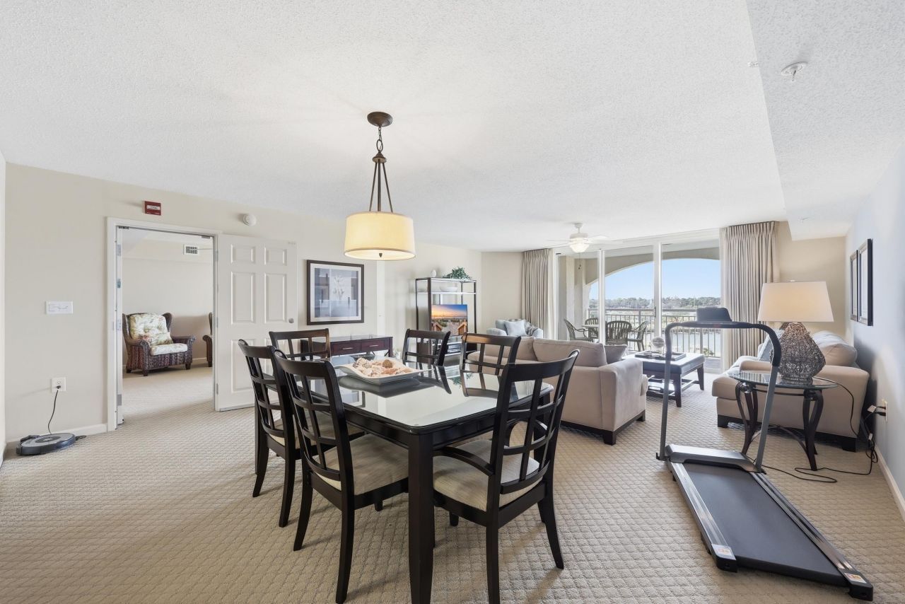 2151 Bridge View Ct. Photo 10