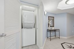 2151 Bridge View Ct. photo 4