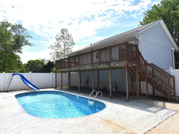 2681 Tumbleweed Drive, Lenoir, NC 28645