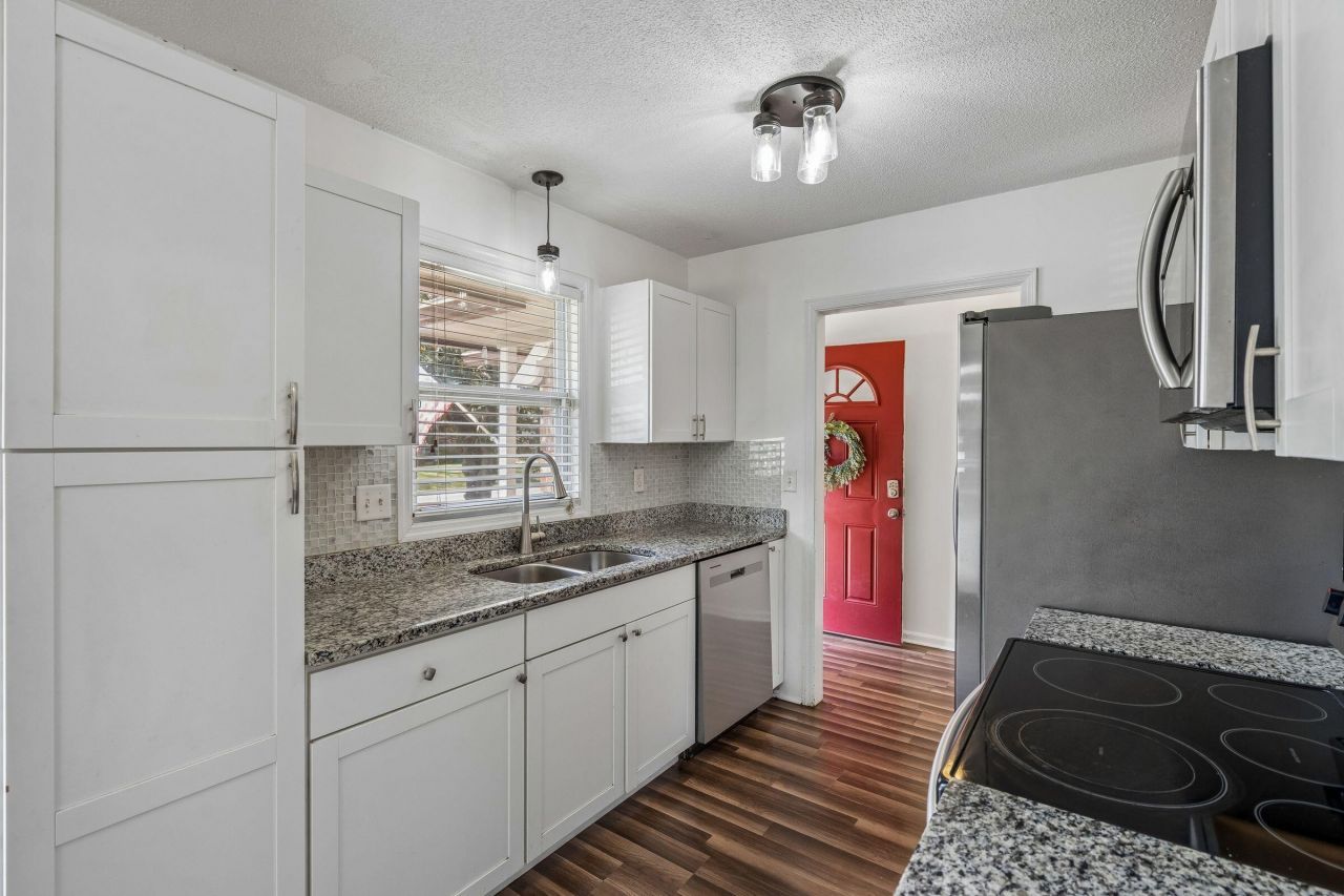 742 Olney Road Photo 12