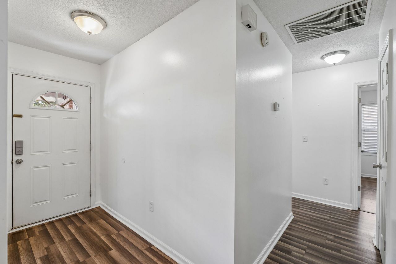 742 Olney Road Photo 18