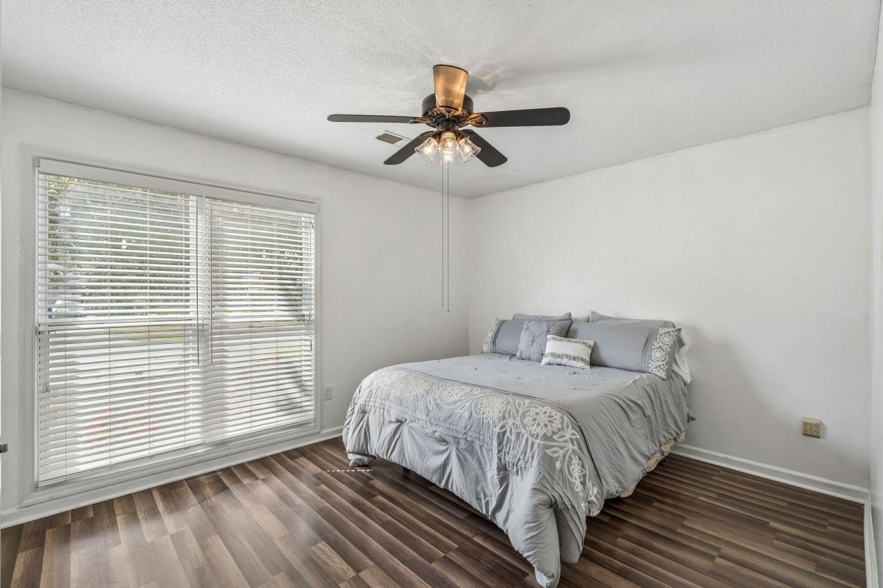 742 Olney Road Photo 20