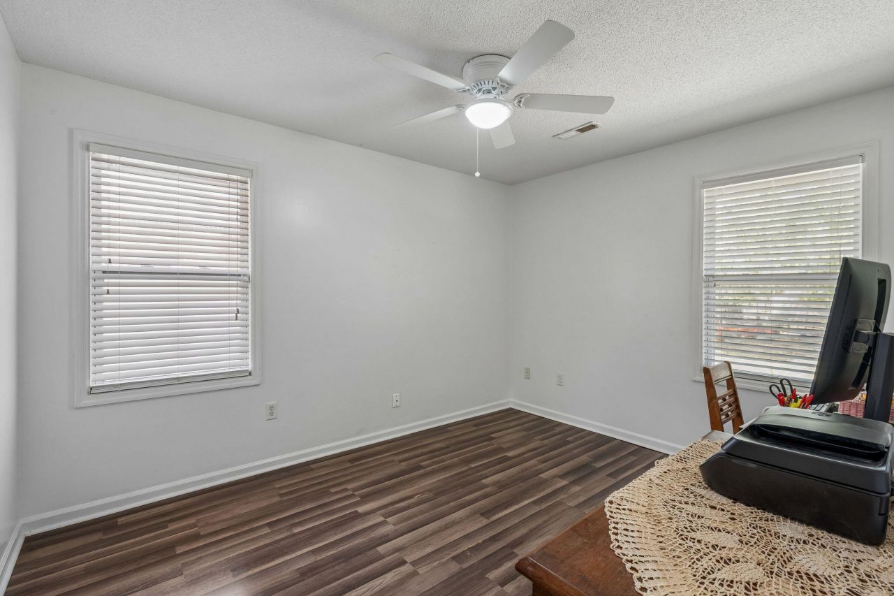 742 Olney Road Photo 26