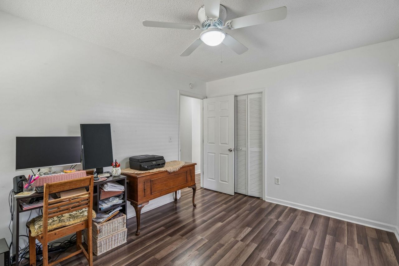 742 Olney Road Photo 27