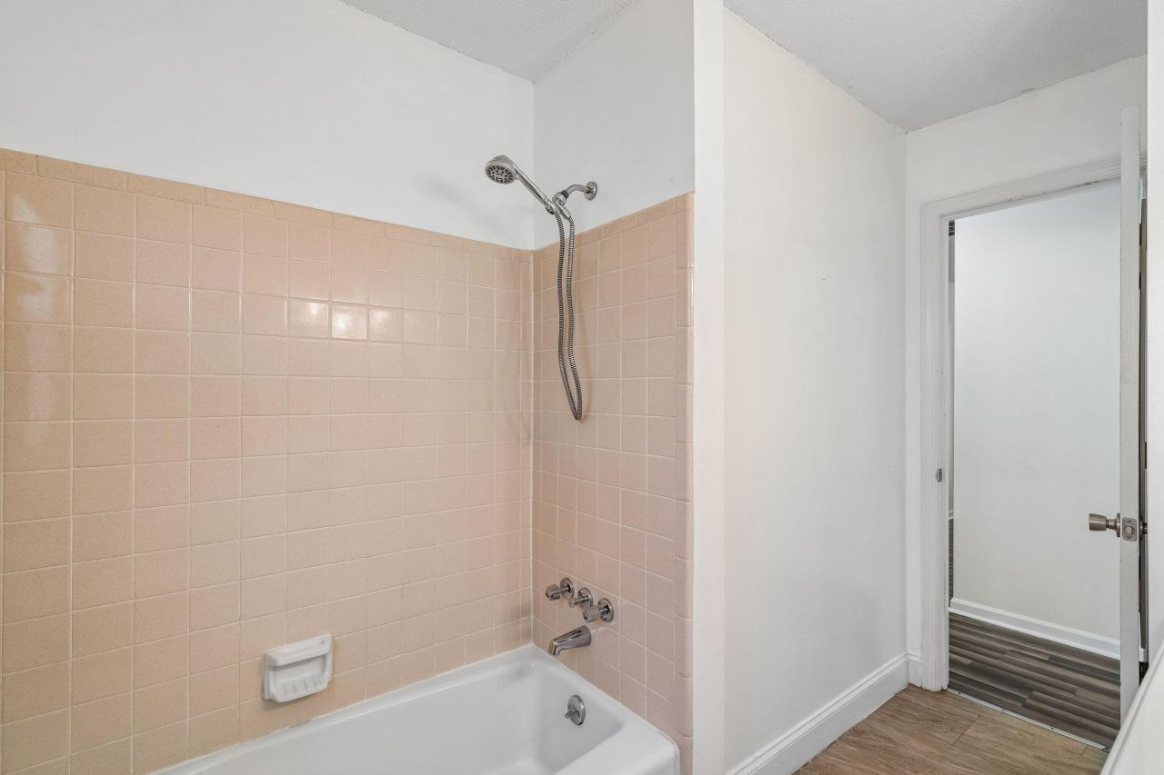 742 Olney Road Photo 29