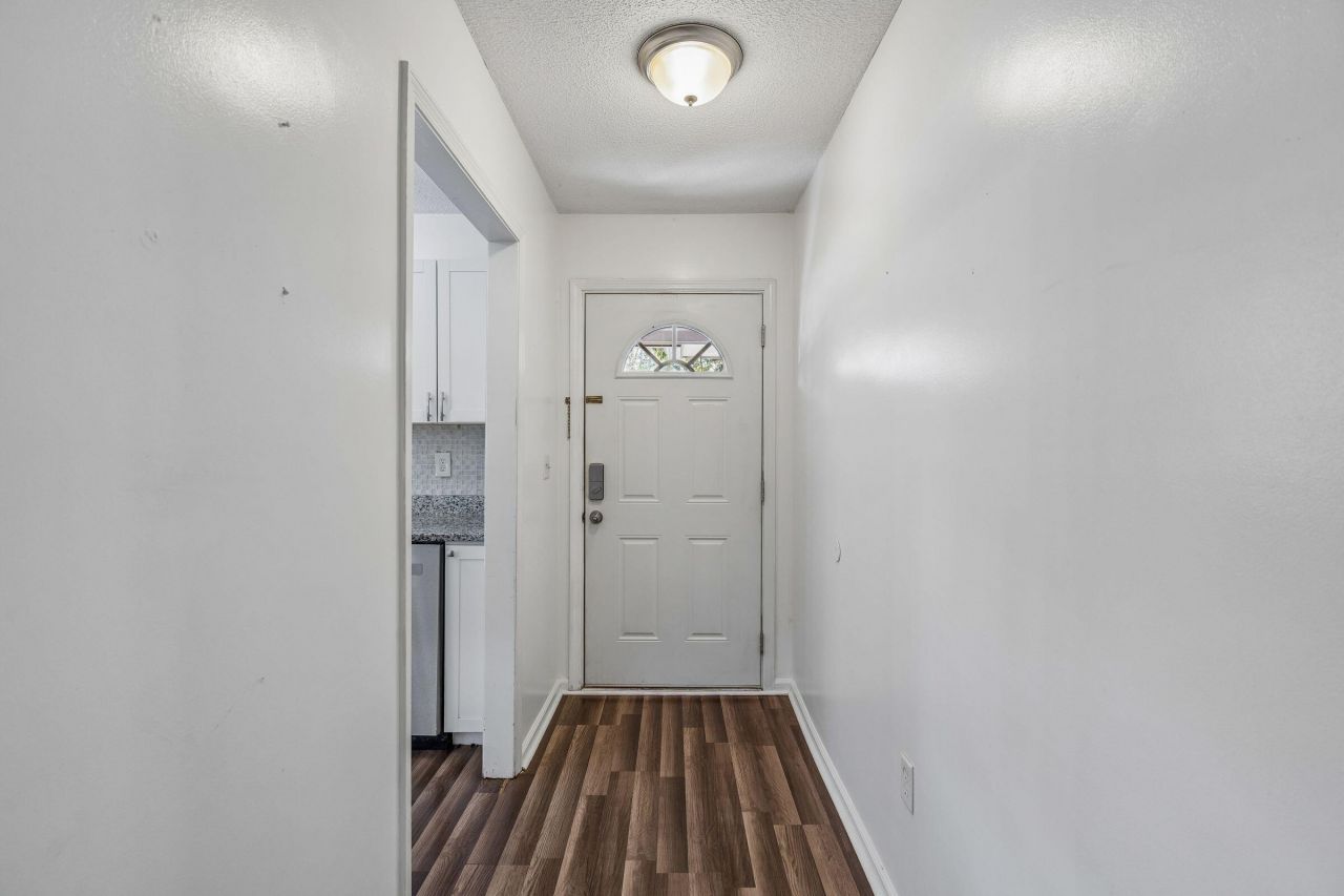 742 Olney Road Photo 8