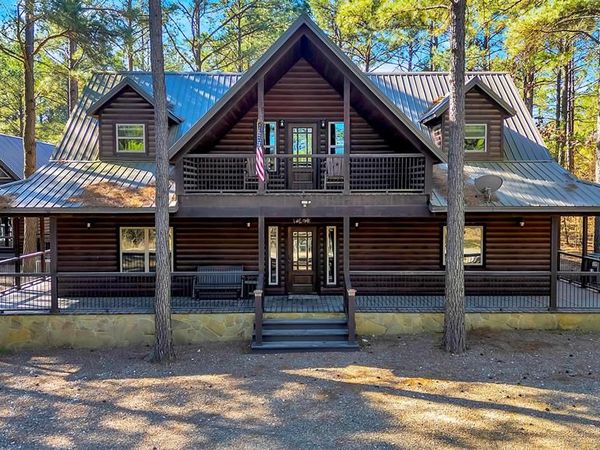 658 Sugar Pine Loop, Broken Bow, OK 74728