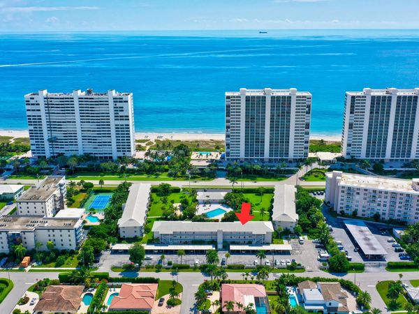 2730 Banyan Road, Unit 26, Boca Raton, FL 33432