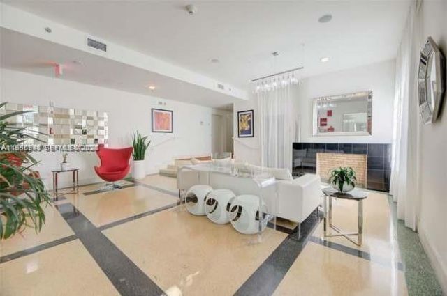 1300 Pennsylvania Ave, Unit 204, Miami Beach, FL 33139 Photo