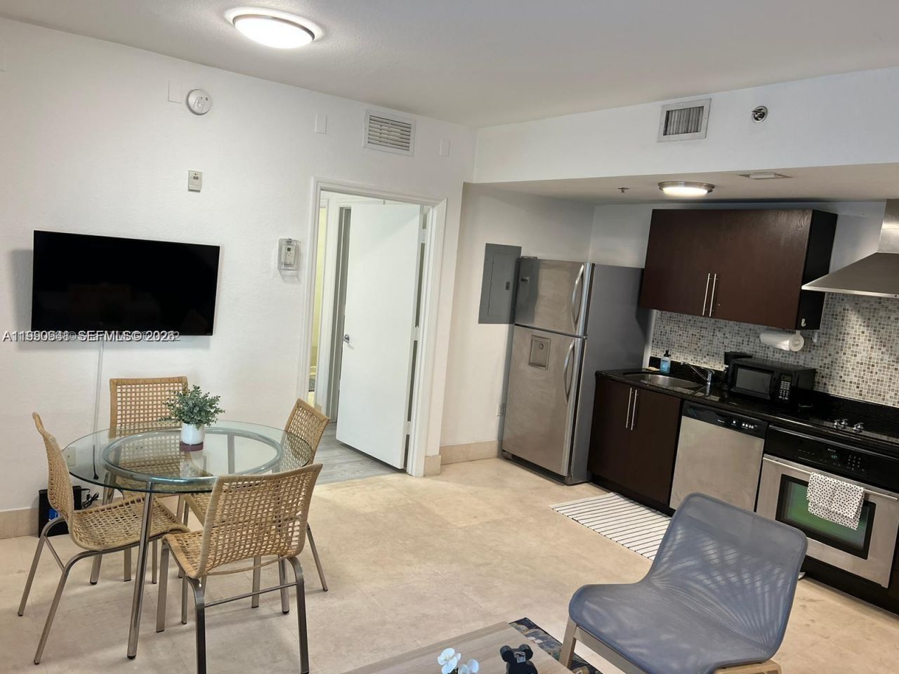 1300 Pennsylvania Ave, Unit 204, Miami Beach, FL 33139 Photo