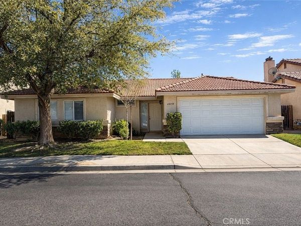 40150 Cantara, Palmdale, CA 93550