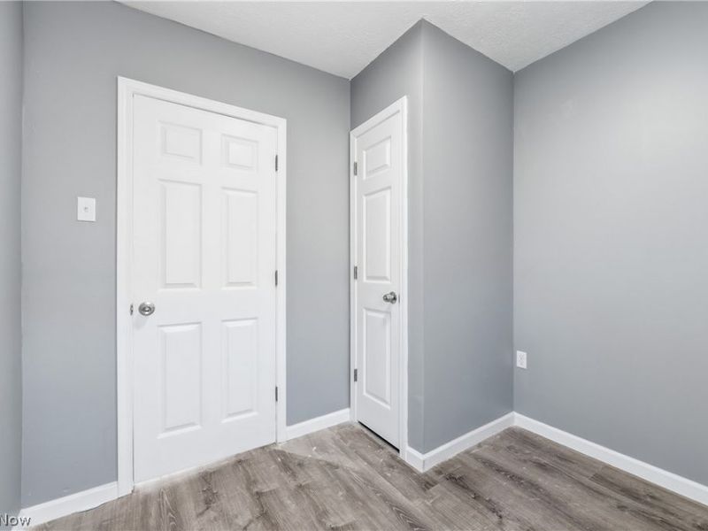 3237 Seymour Avenue, Cleveland, OH 44113 Photo 16