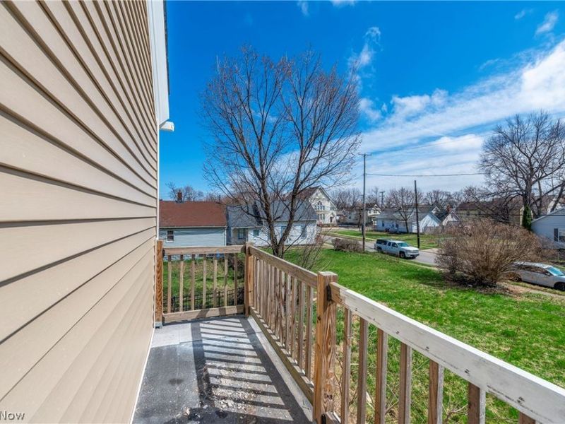 3237 Seymour Avenue, Cleveland, OH 44113 Photo 32