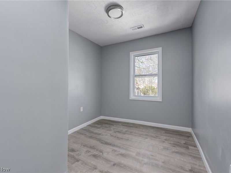 3237 Seymour Avenue, Cleveland, OH 44113 Photo 36