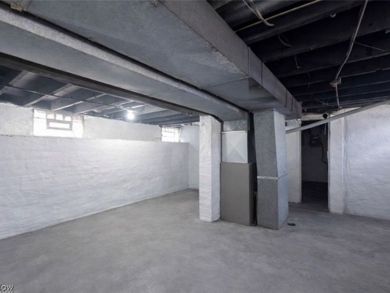 3237 Seymour Avenue, Cleveland, OH 44113 Photo 37