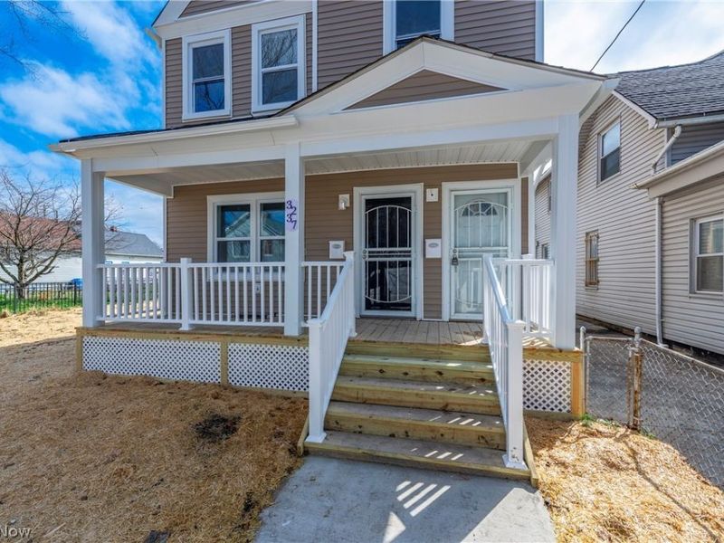 3237 Seymour Avenue, Cleveland, OH 44113 Photo 4