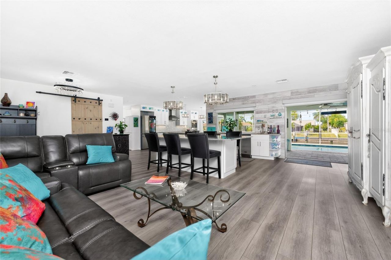 391 Via Esplanade, Punta Gorda, FL 33950 Photo