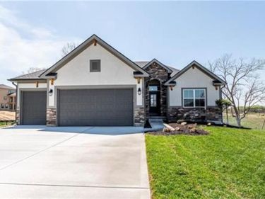 4850 NW Martin Street, Riverside, MO 64150