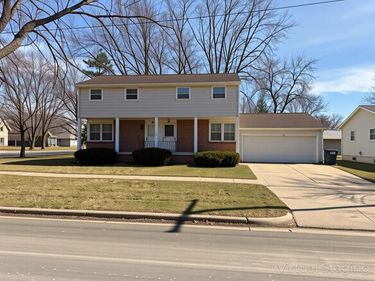 16 NW 3rd Street, Adams, MN 55909