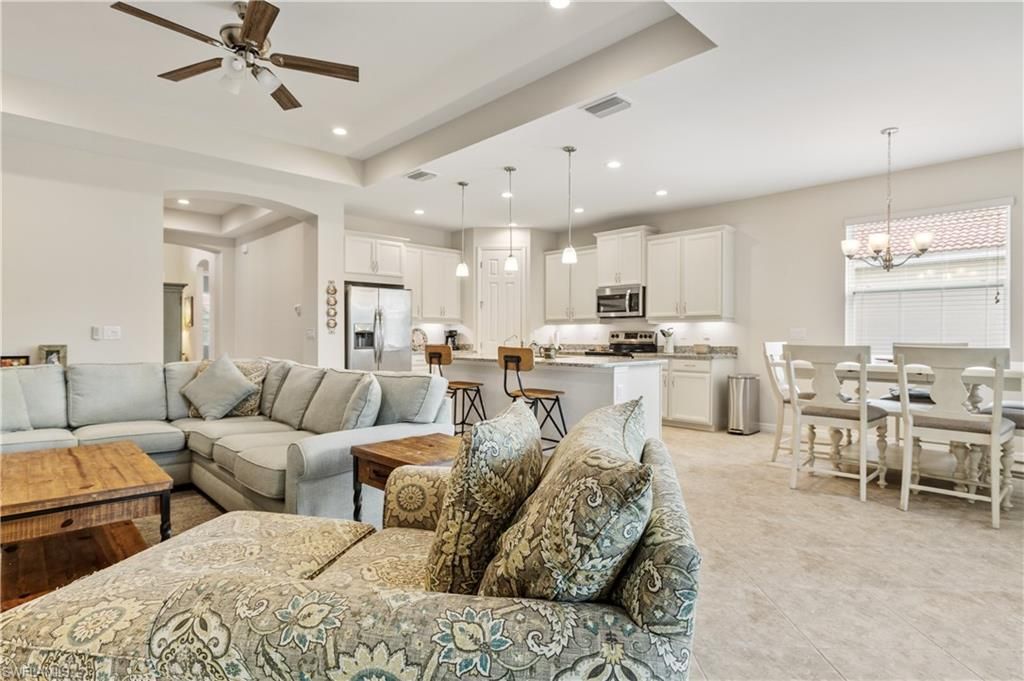 2935 Sunset Pointe Cir , Cape Coral, FL 33914 Photo