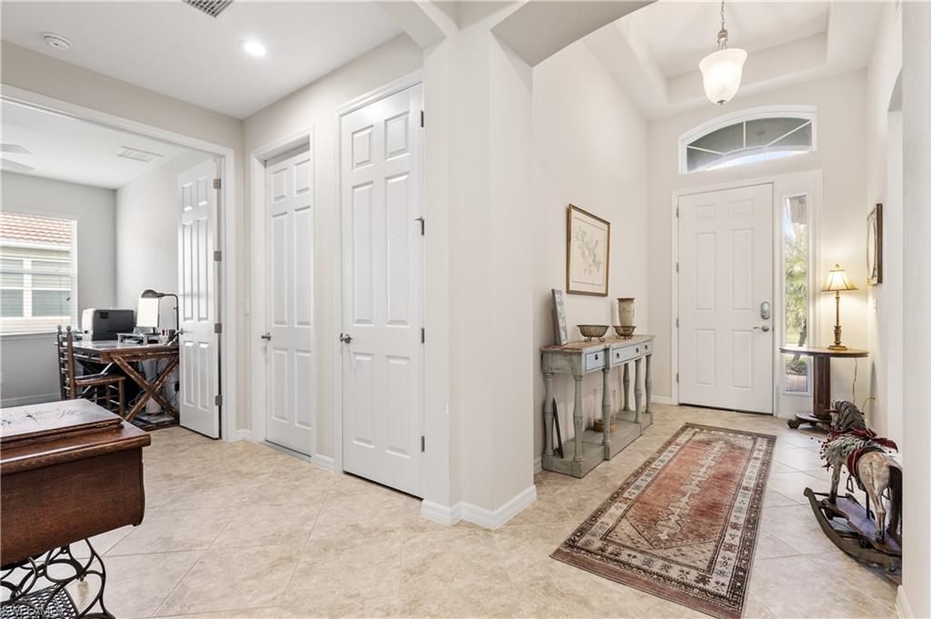 2935 Sunset Pointe Cir , Cape Coral, FL 33914 Photo