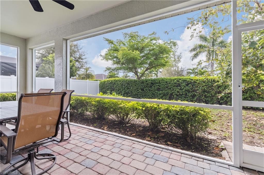 2935 Sunset Pointe Cir , Cape Coral, FL 33914 Photo