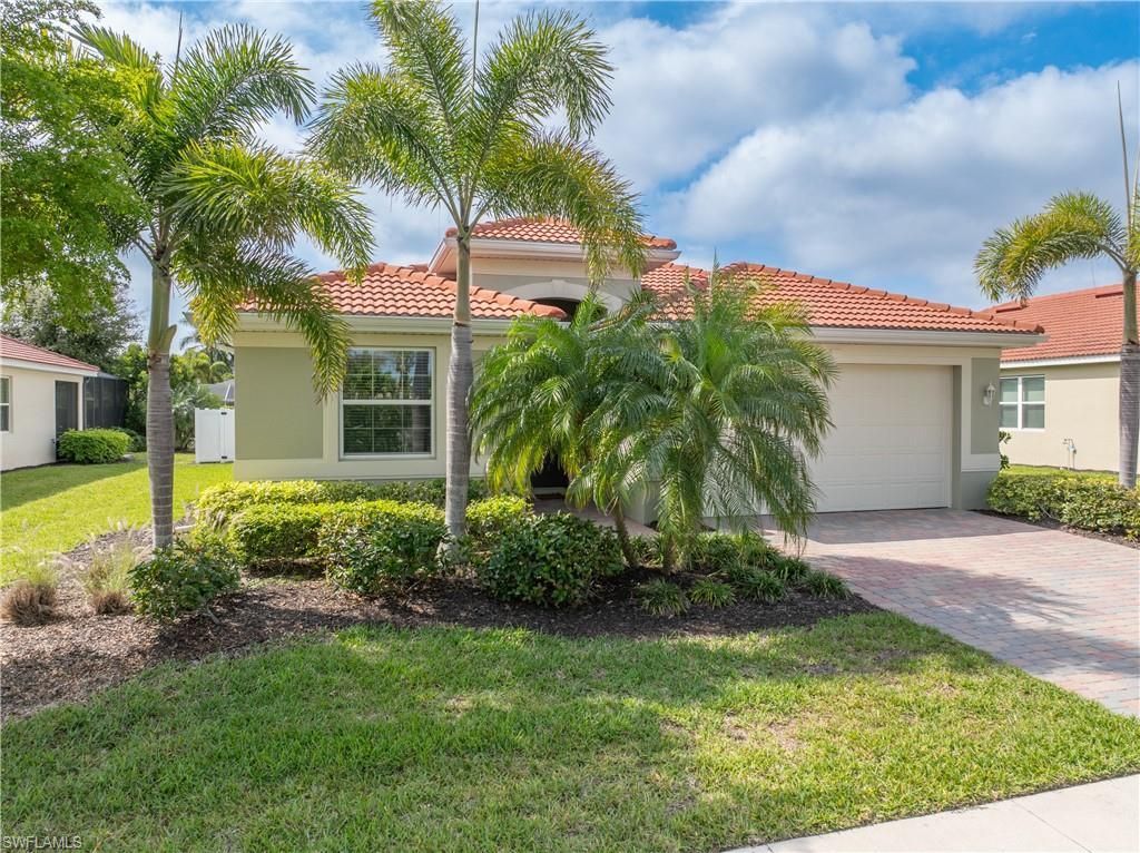 2935 Sunset Pointe Cir , Cape Coral, FL 33914 Photo