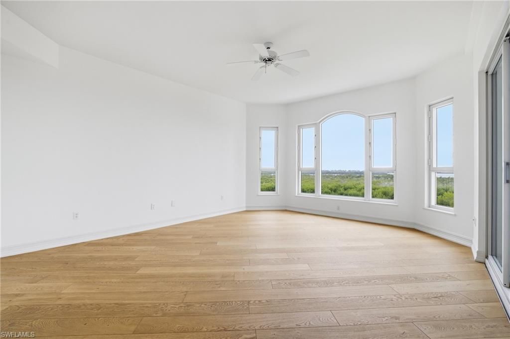 4801 Island Pond Ct, Unit 405, Bonita Springs, FL 34134 Photo