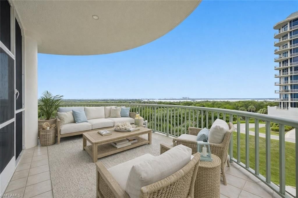 4801 Island Pond Ct, Unit 405, Bonita Springs, FL 34134 Photo