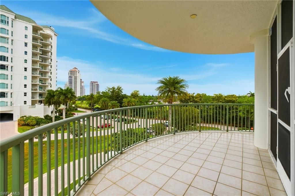 4801 Island Pond Ct, Unit 405, Bonita Springs, FL 34134 Photo