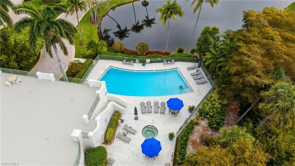 4801 Island Pond Ct, Unit 405, Bonita Springs, FL 34134 Photo