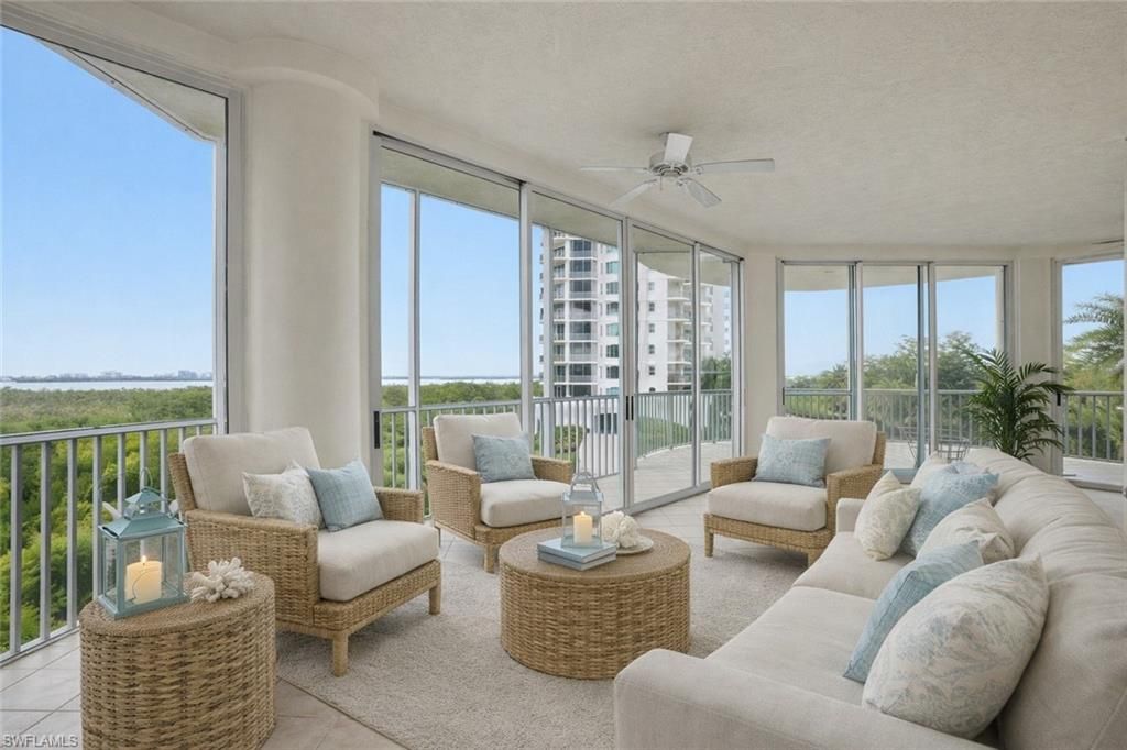 4801 Island Pond Ct, Unit 405, Bonita Springs, FL 34134 Photo