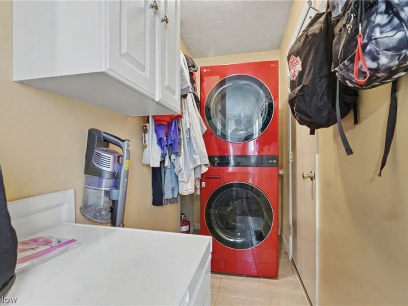 155 S Johnson Road, Sebring, OH 44672 Photo 12