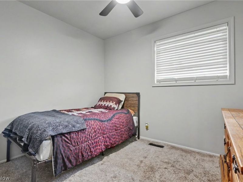 155 S Johnson Road, Sebring, OH 44672 Photo 14