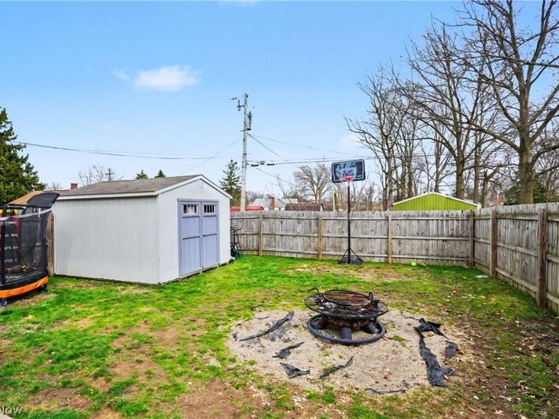 155 S Johnson Road, Sebring, OH 44672 Photo 22