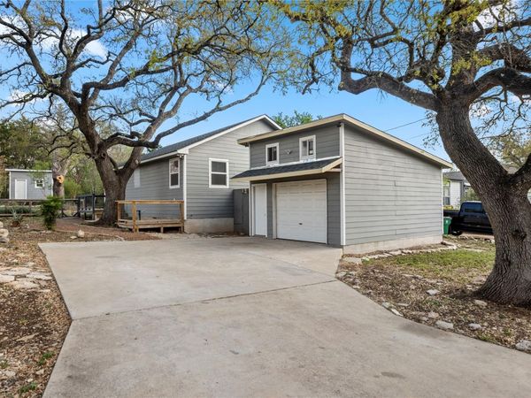 18000 Lafayette Park RD, Jonestown, TX 78645