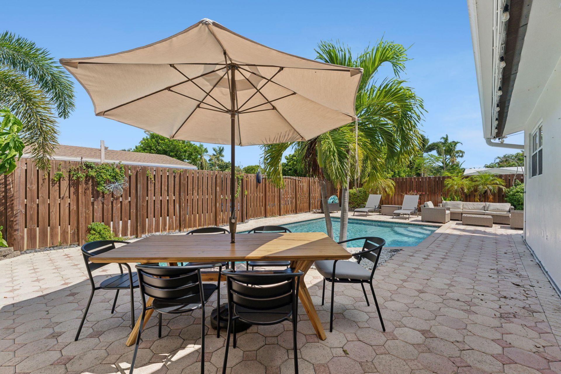 2691 NE 18th Street, Pompano Beach, FL 33062 Photo