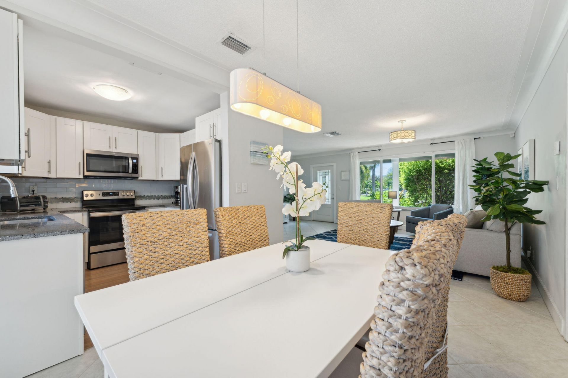 2691 NE 18th Street, Pompano Beach, FL 33062 Photo