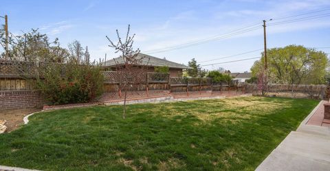 201 Sunnyside Drive, Reno, NV 89503 Photo