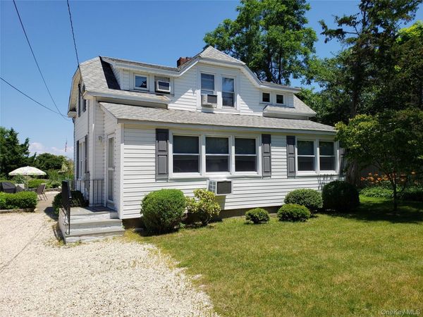 252 Asharoken Avenue , Northport, NY 11768