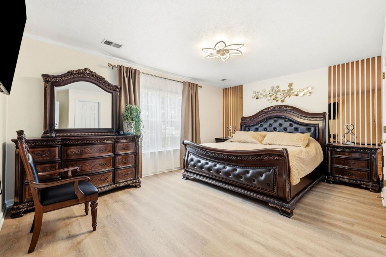 801 Sultana Dr. Photo 14