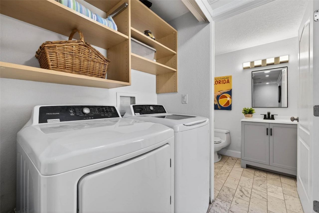 922 N Shore Drive Ne, Saint Petersburg, FL 33701 Photo