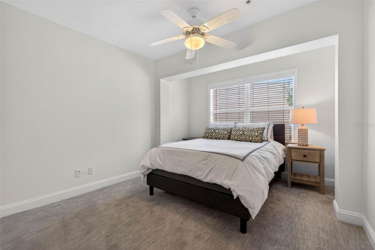 922 N Shore Drive Ne, Saint Petersburg, FL 33701 Photo