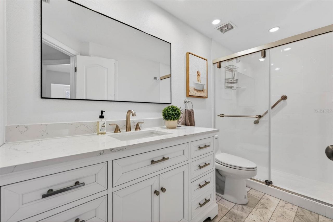 922 N Shore Drive Ne, Saint Petersburg, FL 33701 Photo