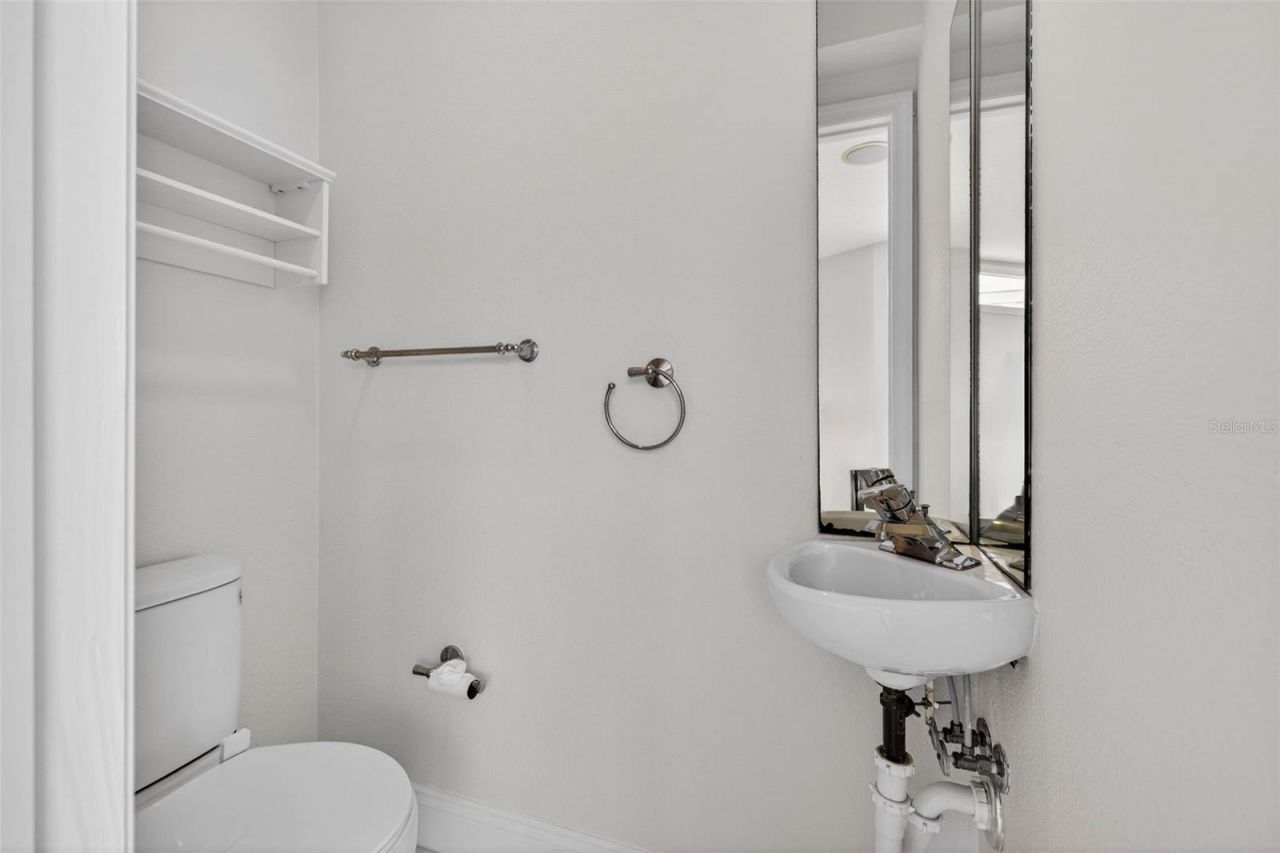 922 N Shore Drive Ne, Saint Petersburg, FL 33701 Photo