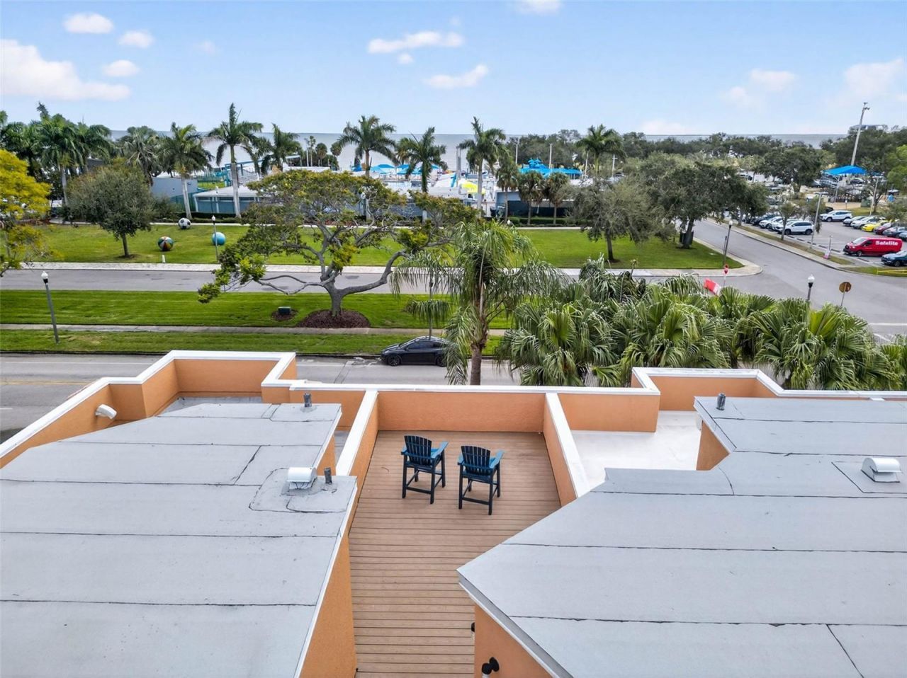 922 N Shore Drive Ne, Saint Petersburg, FL 33701 Photo