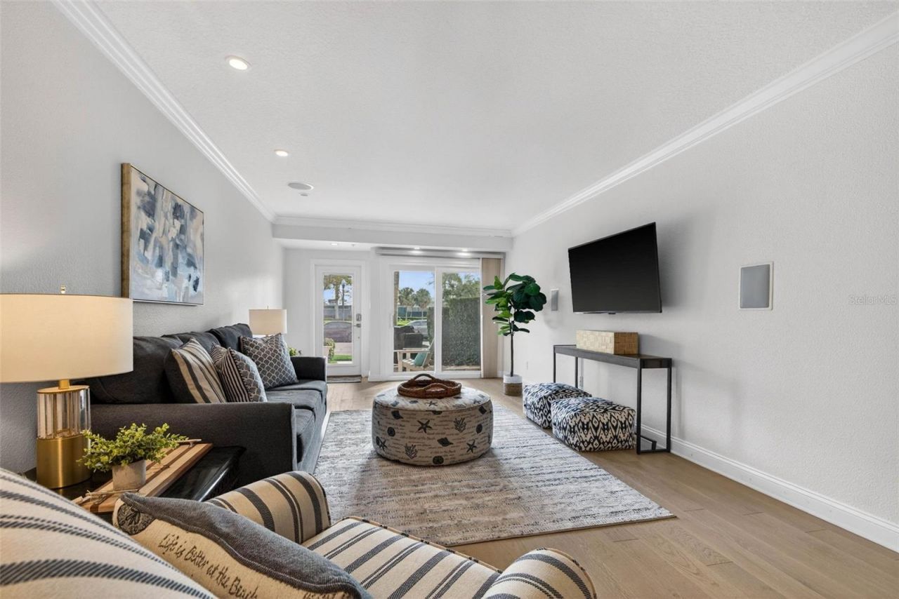 922 N Shore Drive Ne, Saint Petersburg, FL 33701 Photo